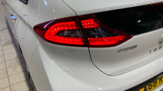 Hyundai IONIQ 1.6 GDi Hybrid Premium 5dr DCT Hybrid Hatchback